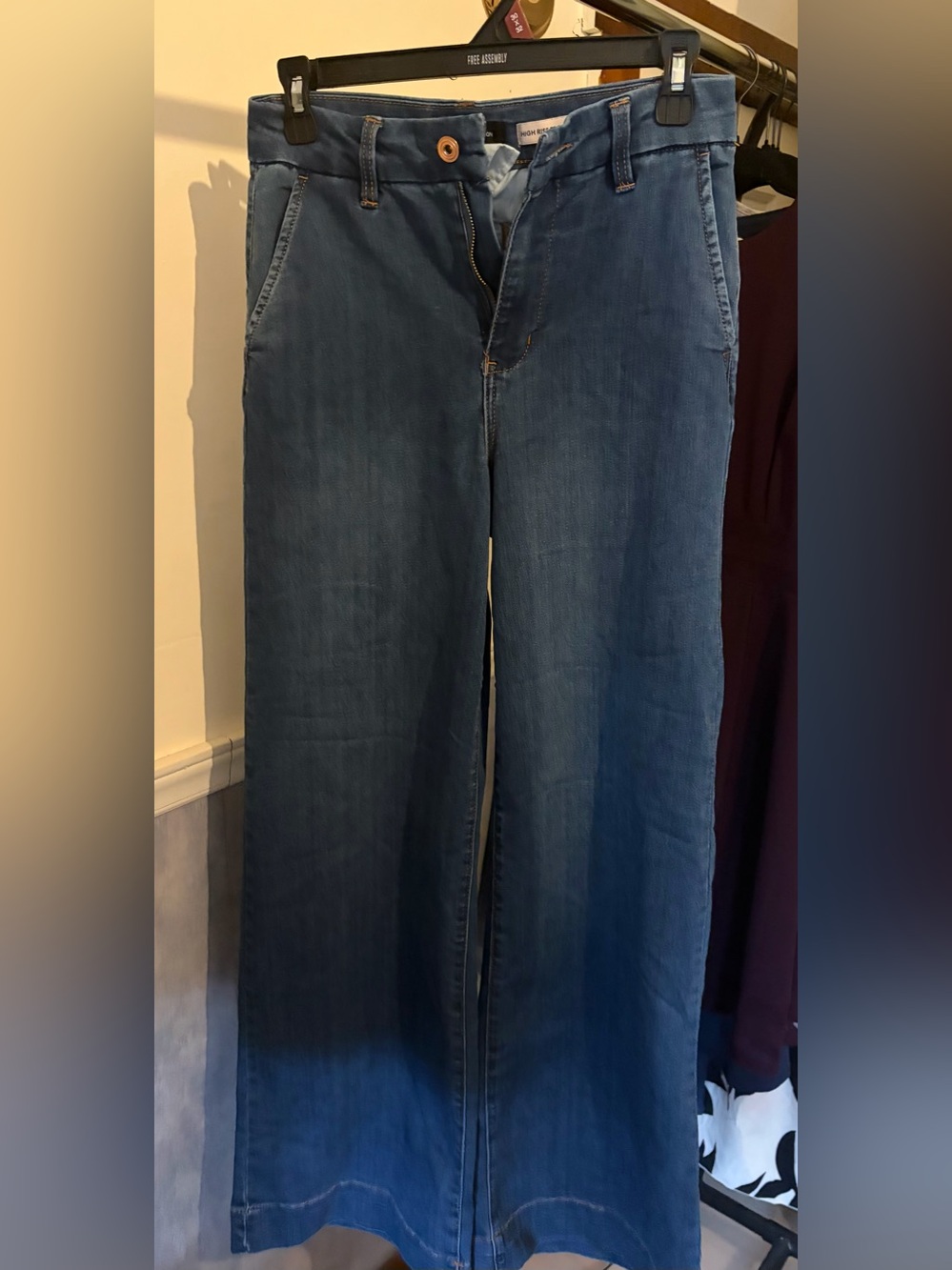 BCBGeneration Wide-Leg Jeans in Denim Blue